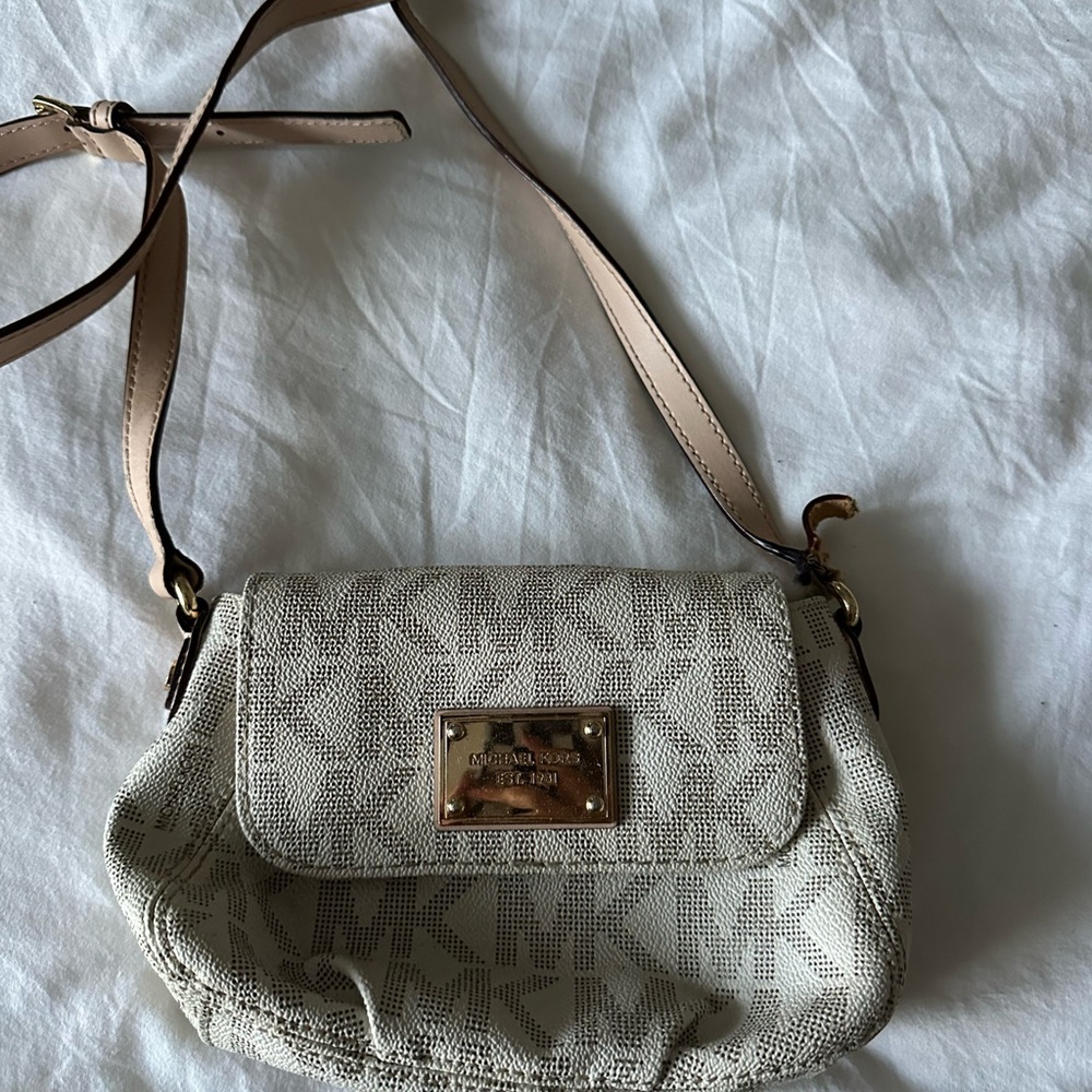 Michael Kors Cream Crossbody Bag